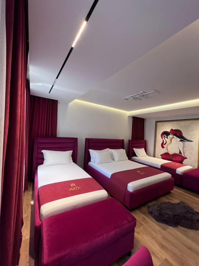 Mark Hotel Tirana Bërxull Exteriör bild