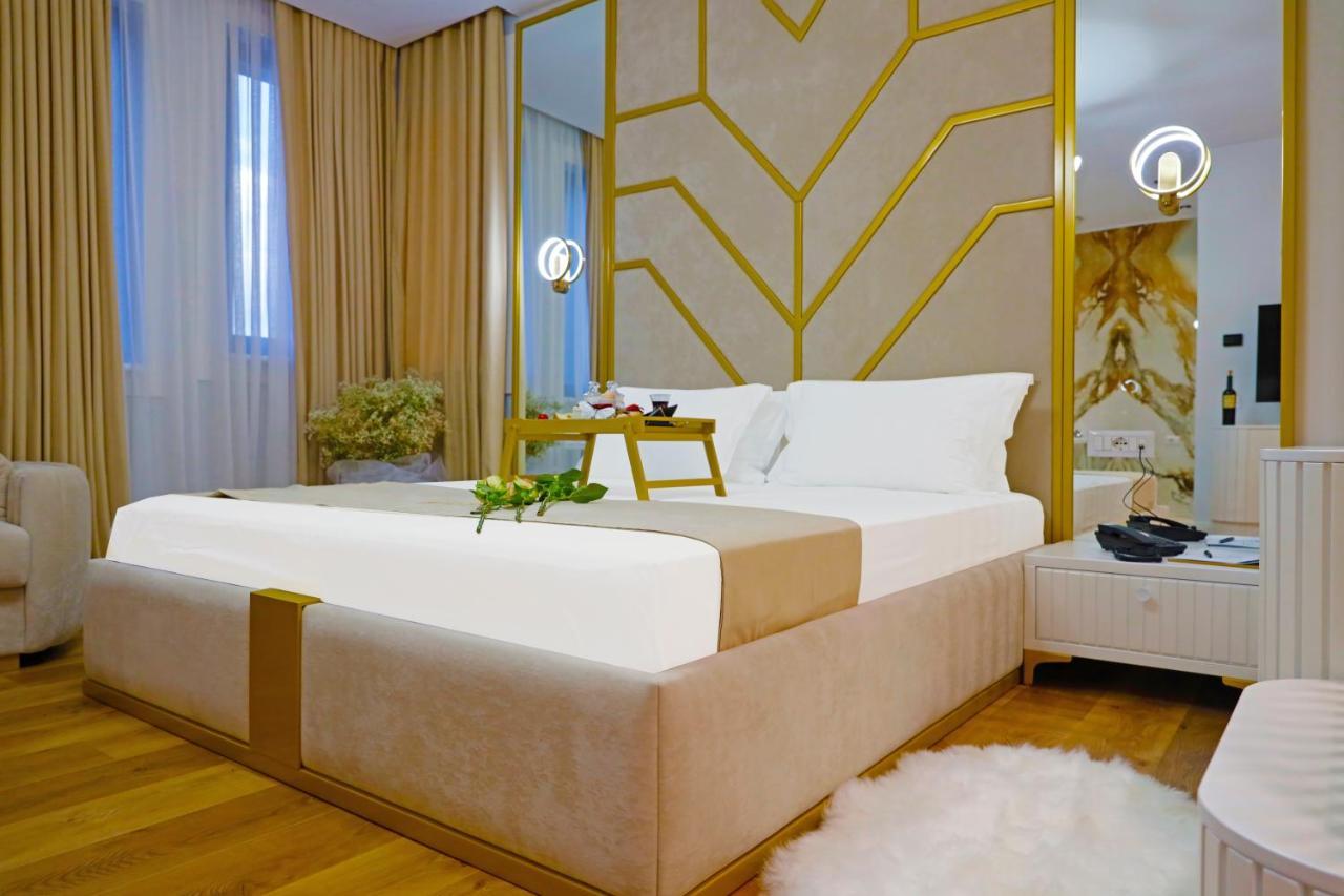 Mark Hotel Tirana Bërxull Exteriör bild